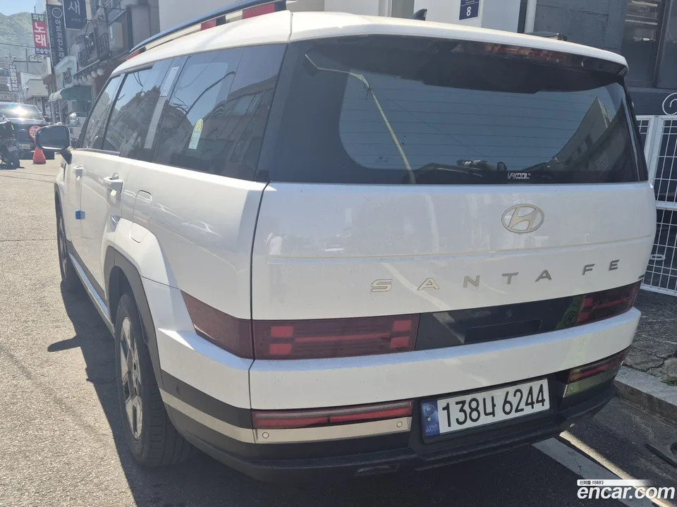 Hyundai SantaFe HEV 1.6 4WD 2023 — миниатюра 4