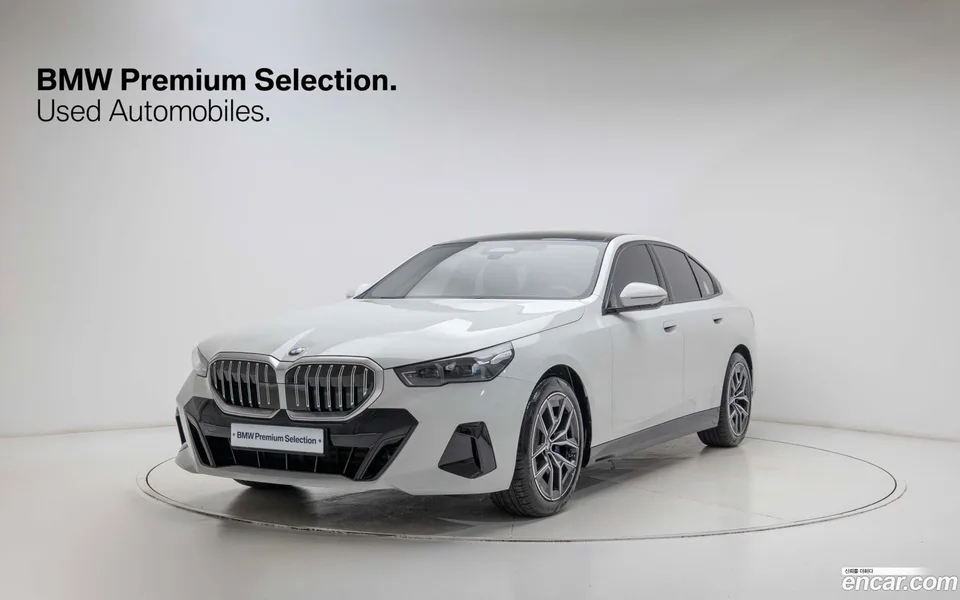 BMW 5 Series 2025