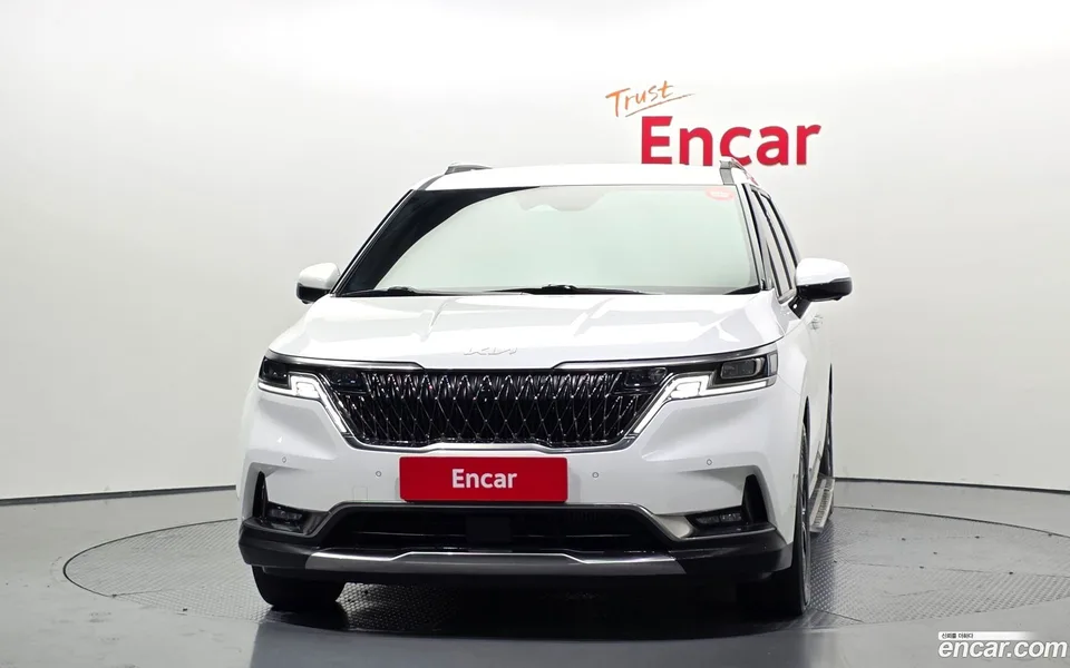 Kia Carnival 9 2022 — thumbnail 3