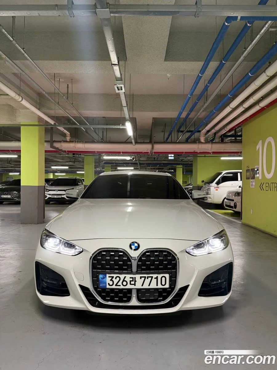 BMW 4 Series 420i M 2023 — thumbnail 3