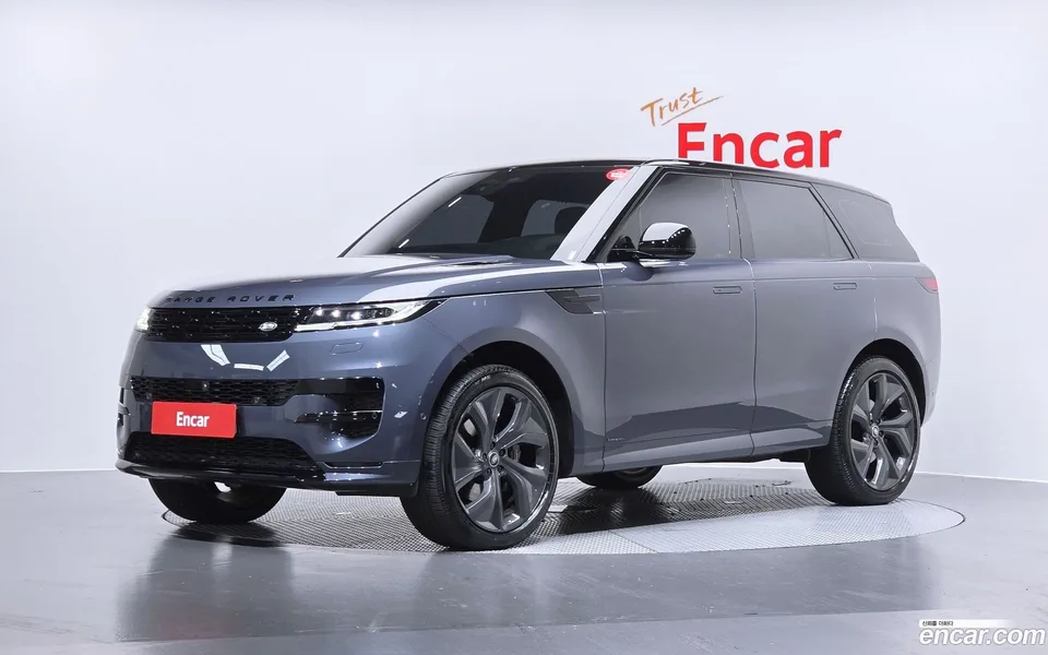 Land Rover Range Rover Sport P400 AB 2025 — фото 1, купить с доставкой в Москву