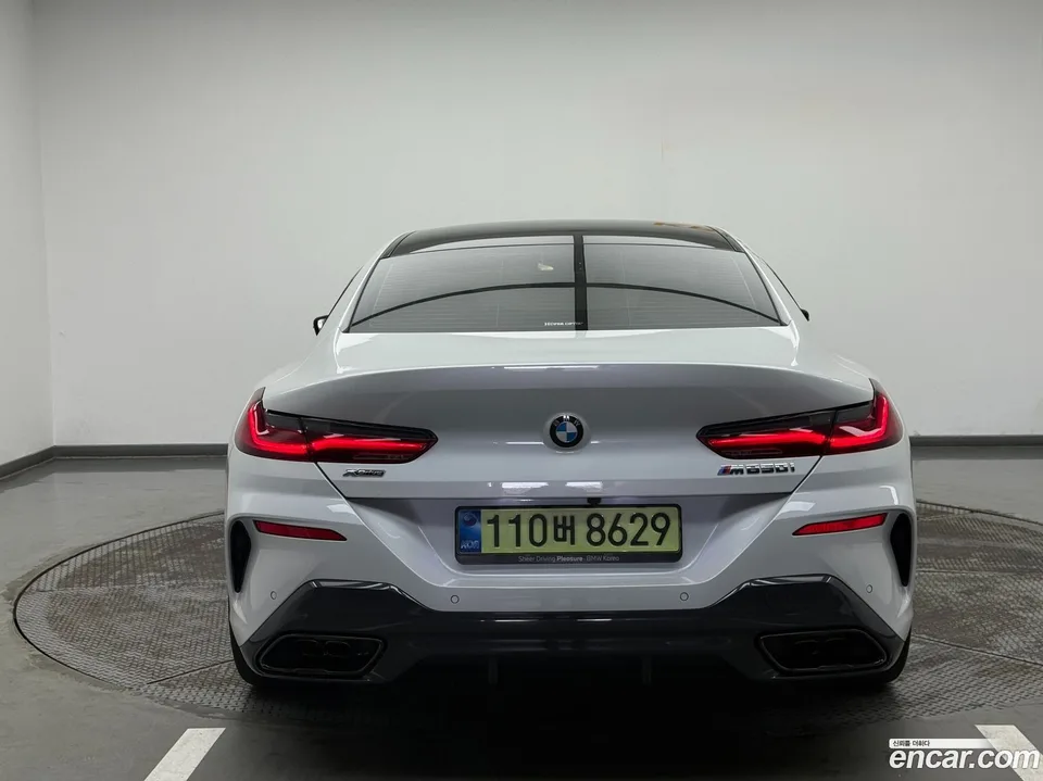 BMW 8 Series M850i xDrive 2025 — миниатюра 4