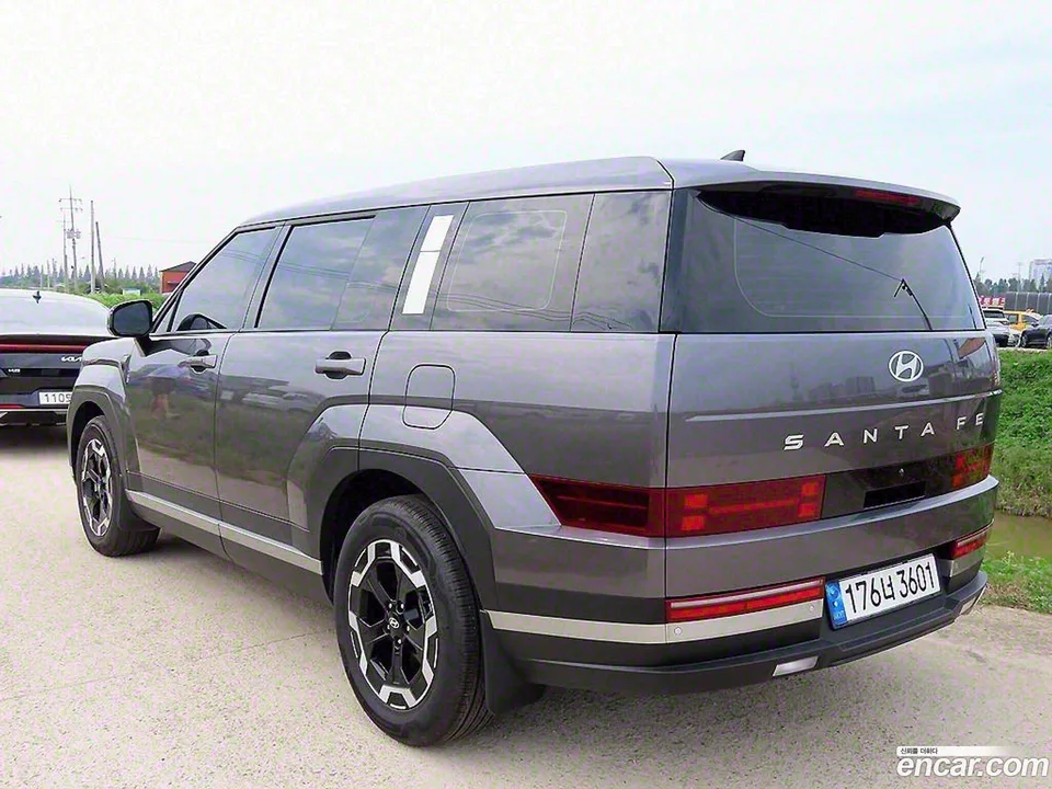 Hyundai SantaFe 2.5T 2WD 2023 — thumbnail 3