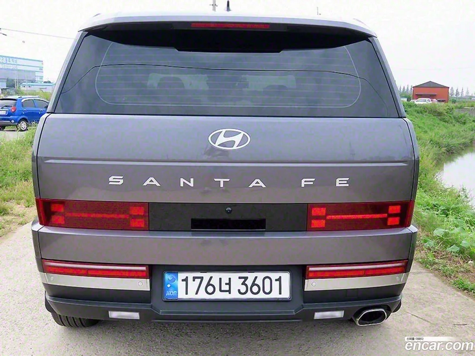 Hyundai SantaFe 2.5T 2WD 2023 — thumbnail 4