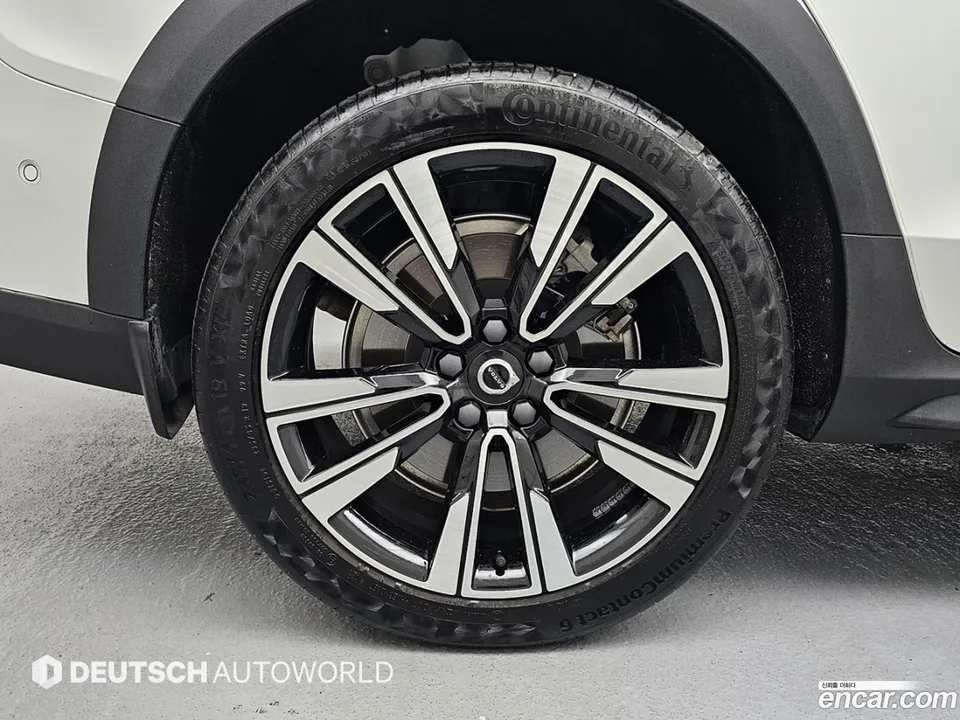 Volvo V60 Cross Country B5 AWD 2023 — thumbnail 5