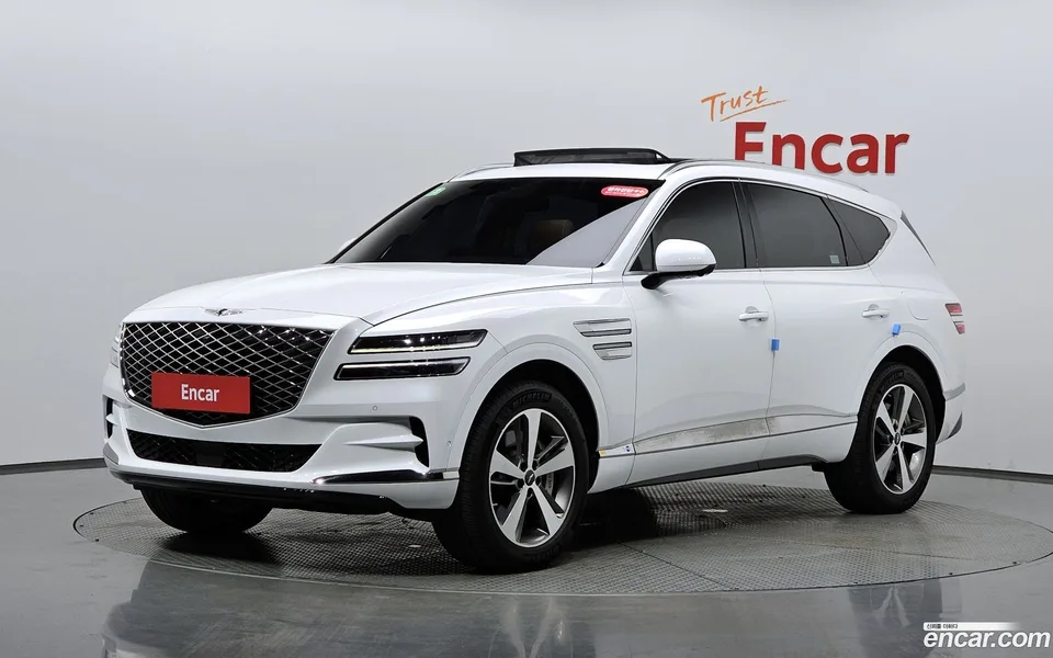 Genesis GV80 2.5T AWD 2023 — photo 1, buy with delivery to Moscow