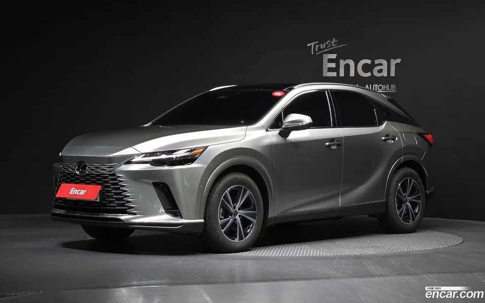 Lexus RX 350h 2026 — фото 1, купить с доставкой в Москву