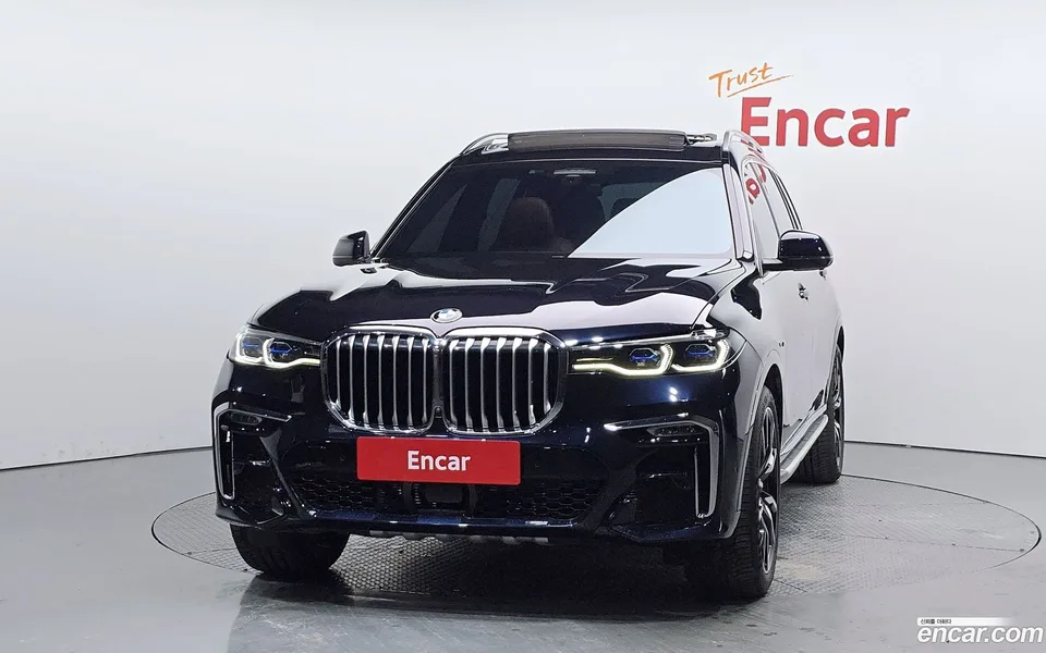 BMW X7 xDrive 40i M 6 2022 — thumbnail 3