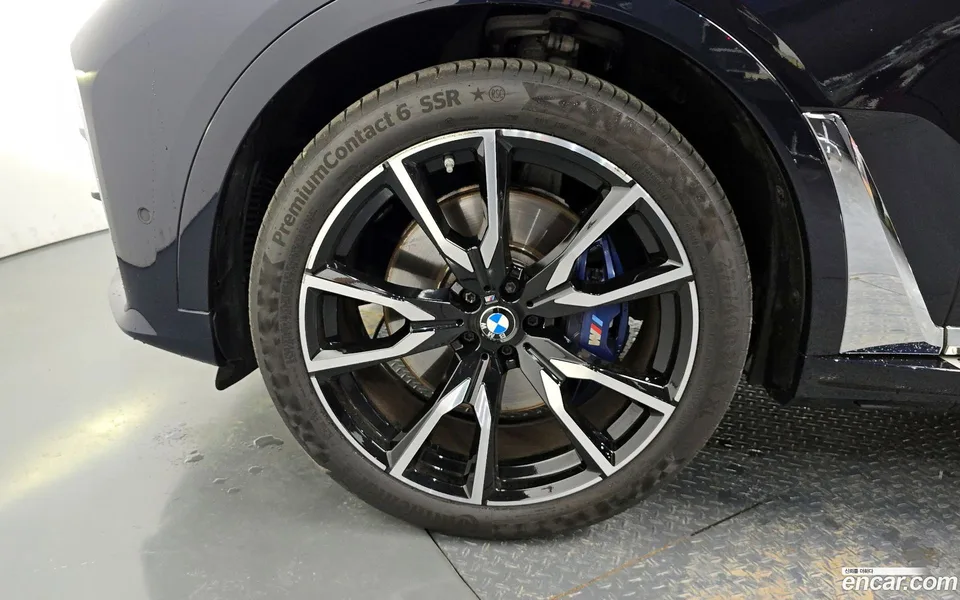 BMW X7 xDrive 40i M 6 2022 — thumbnail 5