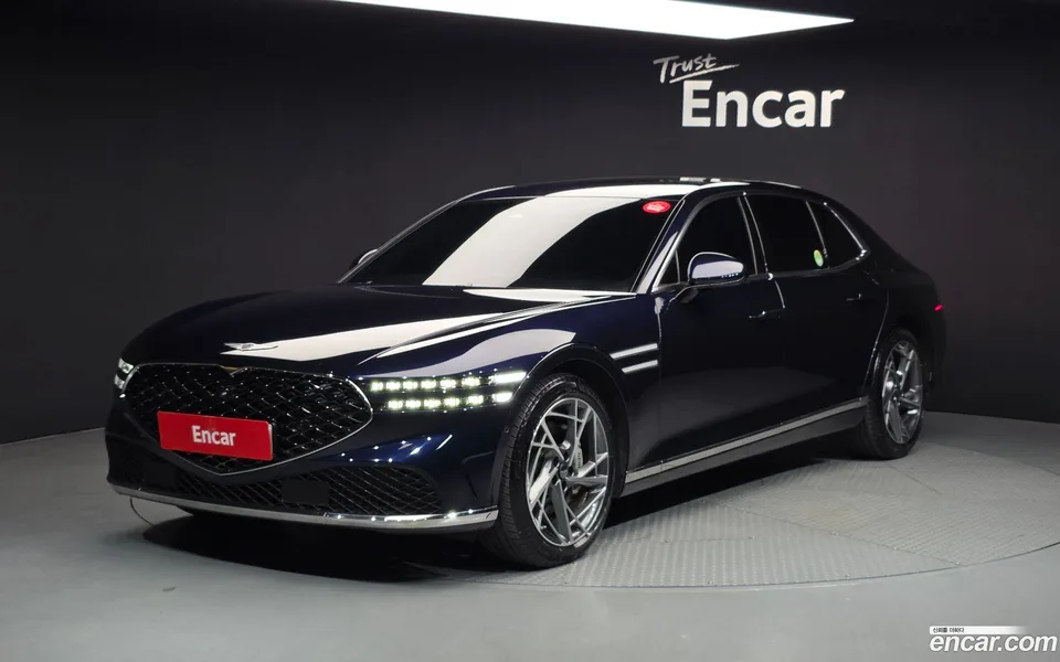 Genesis G90 3.5 AWD 2023 — photo 1, buy with delivery to Moscow