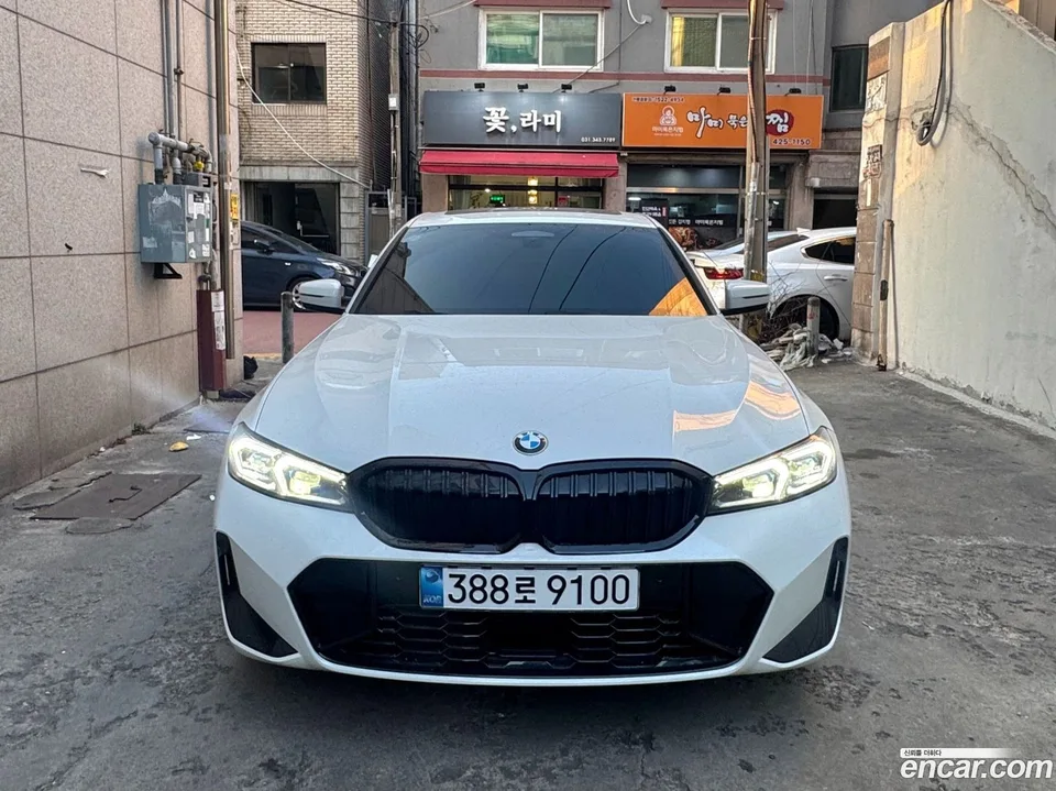 BMW 3 Series 2024