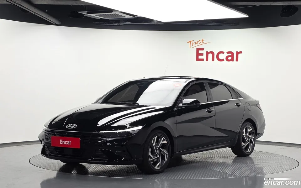 Hyundai Avante CN7 1.6 2025 — фото 1, купить с доставкой в Москву