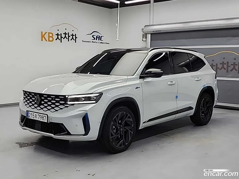 Renault Samsung Grand Koleos 1.5 E-TECH 2WD 2024 — photo 1, buy with delivery to Moscow