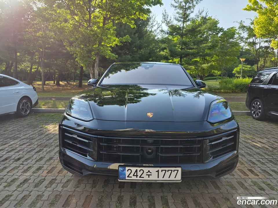 Porsche Cayenne 3.0 2023 — миниатюра 3