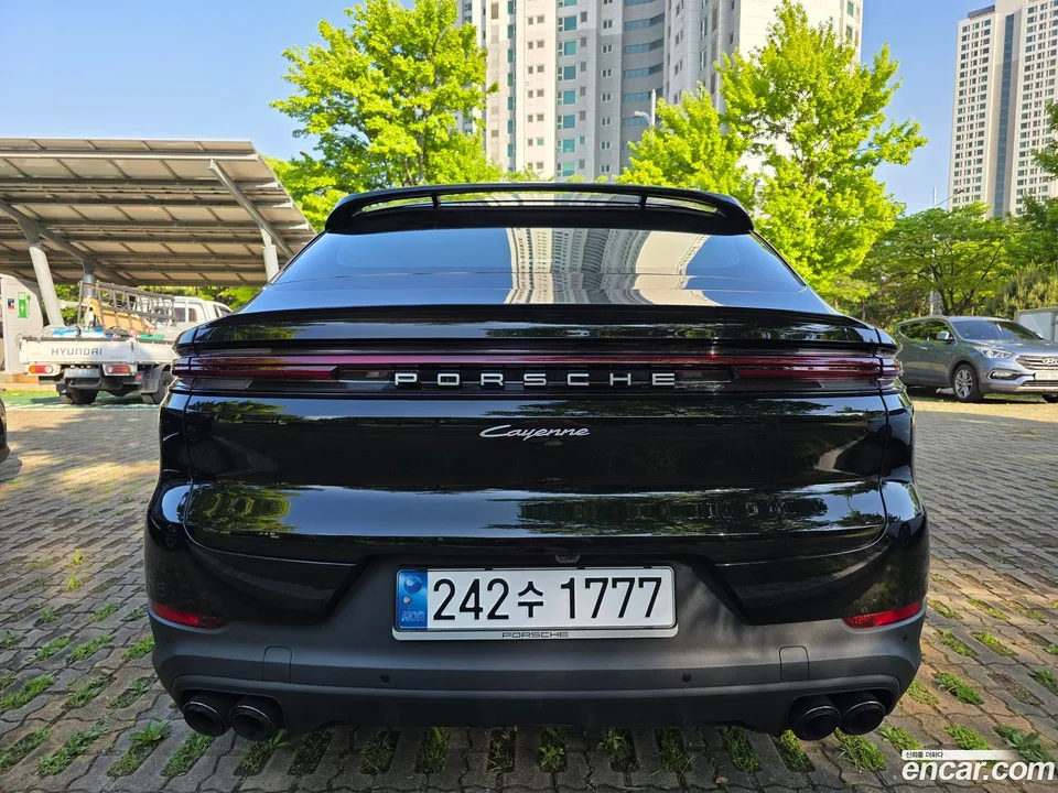 Porsche Cayenne 3.0 2023 — миниатюра 4