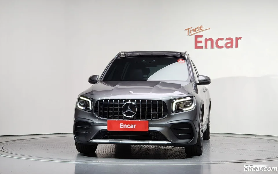 Mercedes-Benz GLB-Class AMG GLB35 4MATIC 2022 — thumbnail 3