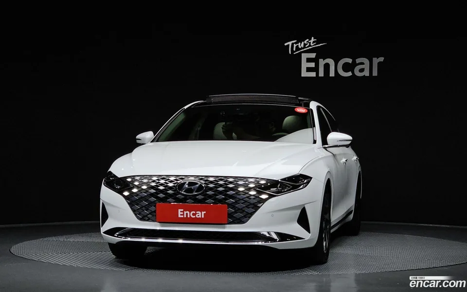 Hyundai Grandeur IG Hybrid 2022 — миниатюра 3