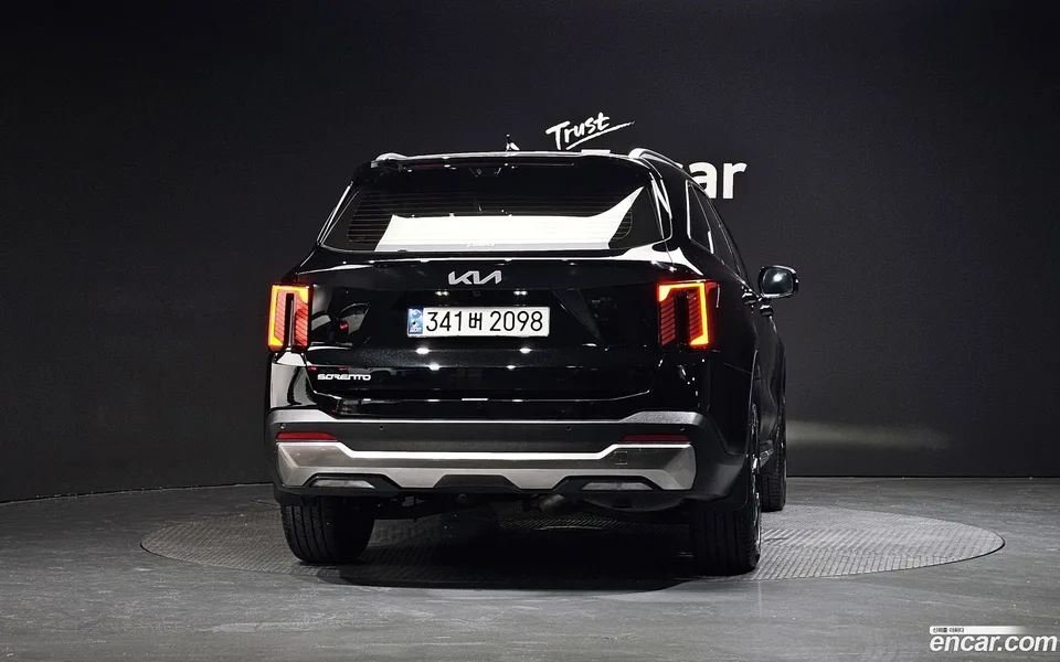 Kia Sorento 2.5T 2WD 2024 — миниатюра 4