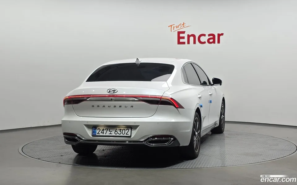 Hyundai Grandeur IG 2.5 2022 — thumbnail 4