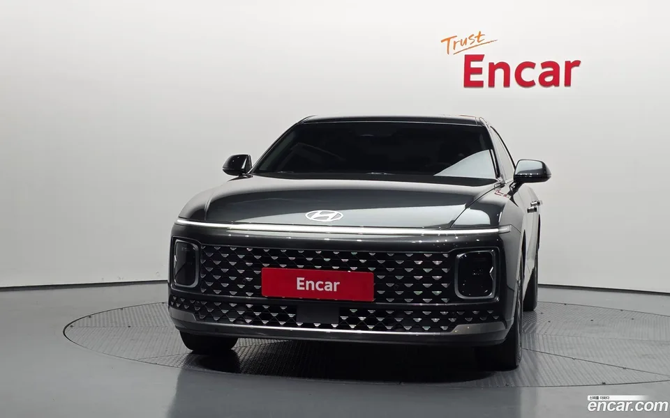 Hyundai Grandeur 2.5 2WD 2023 — thumbnail 3