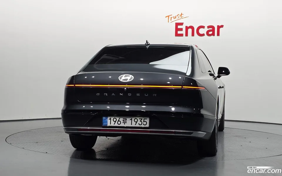 Hyundai Grandeur 2.5 2WD 2023 — thumbnail 4