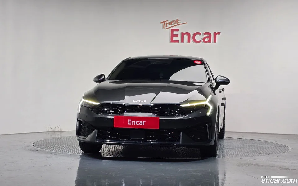 Kia K5 Hybrid 2025 — thumbnail 3
