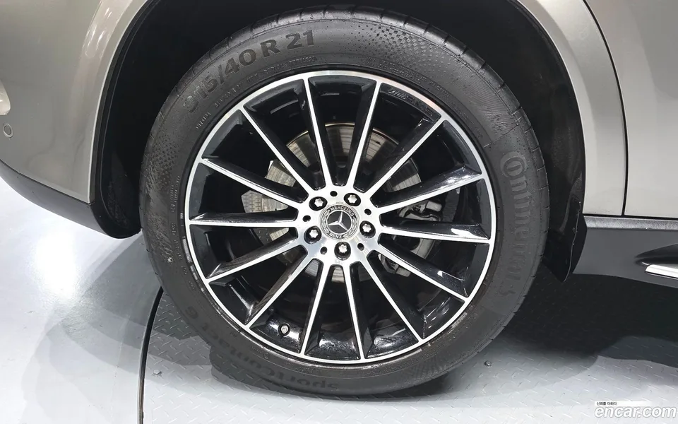 Mercedes-Benz GLE-Class GLE450 4MATIC 2023 — thumbnail 2