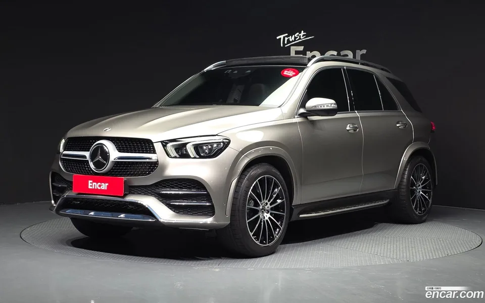 Mercedes-Benz GLE-Class GLE450 4MATIC 2023 — photo 1, buy with delivery to Moscow