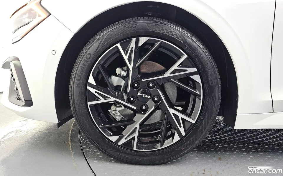 Kia K5 2.0 LPi 2023 — миниатюра 5