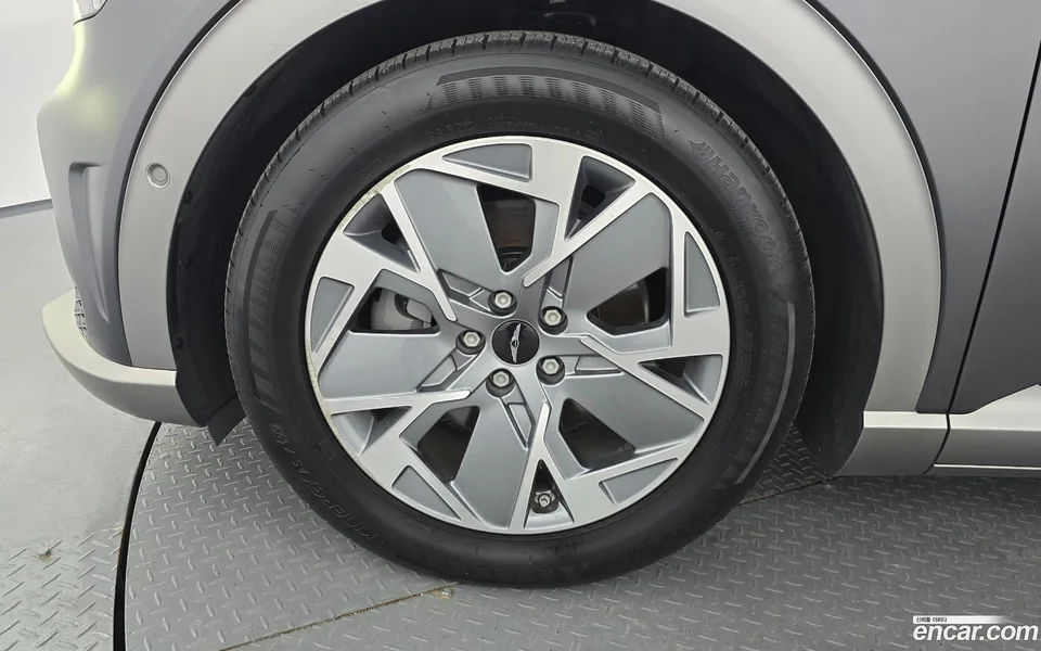 Genesis GV60 2022 — миниатюра 5