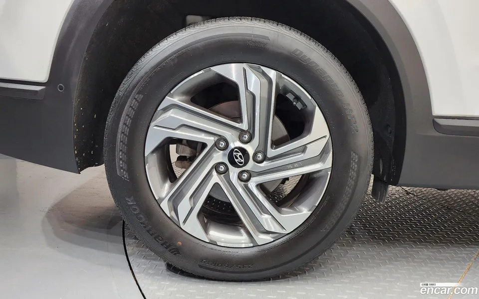 Hyundai SantaFe 2.2 2WD 2023 — thumbnail 2