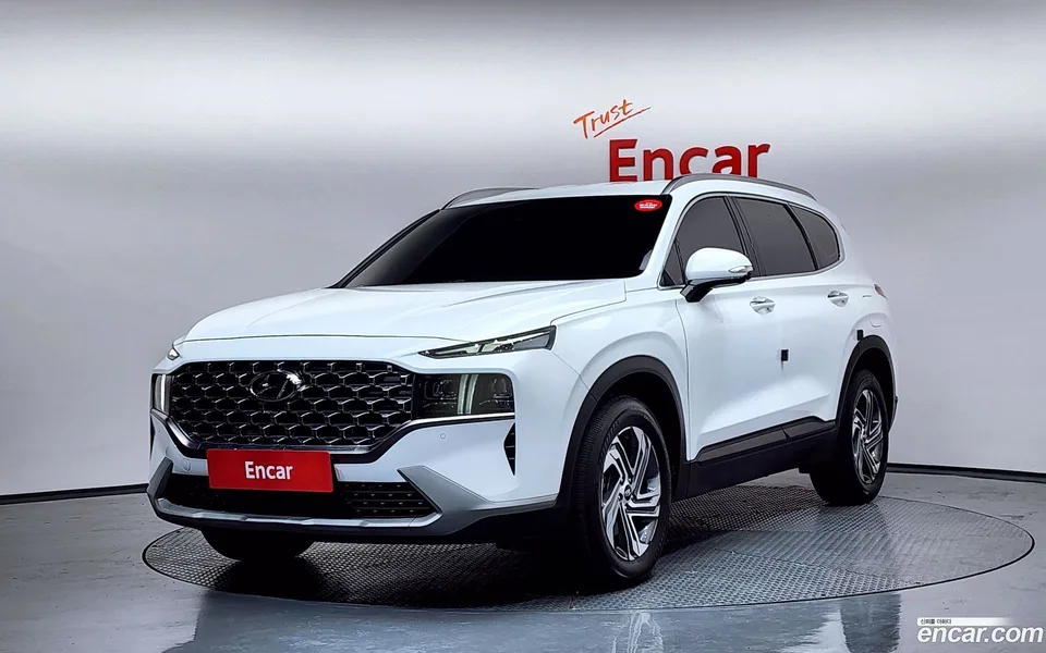 Hyundai SantaFe 2.2 2WD 2023 — photo 1, buy with delivery to Moscow