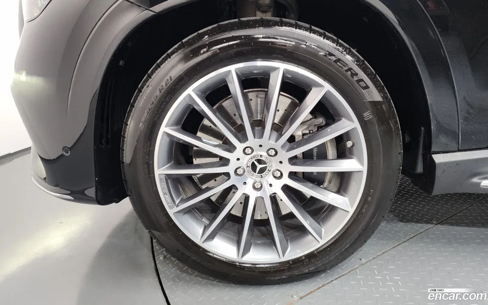 Mercedes-Benz GLE-Class GLE450 4MATIC 2025 — thumbnail 5