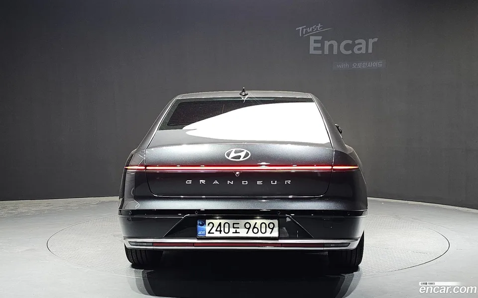 Hyundai Grandeur Hybrid 2025 — миниатюра 4