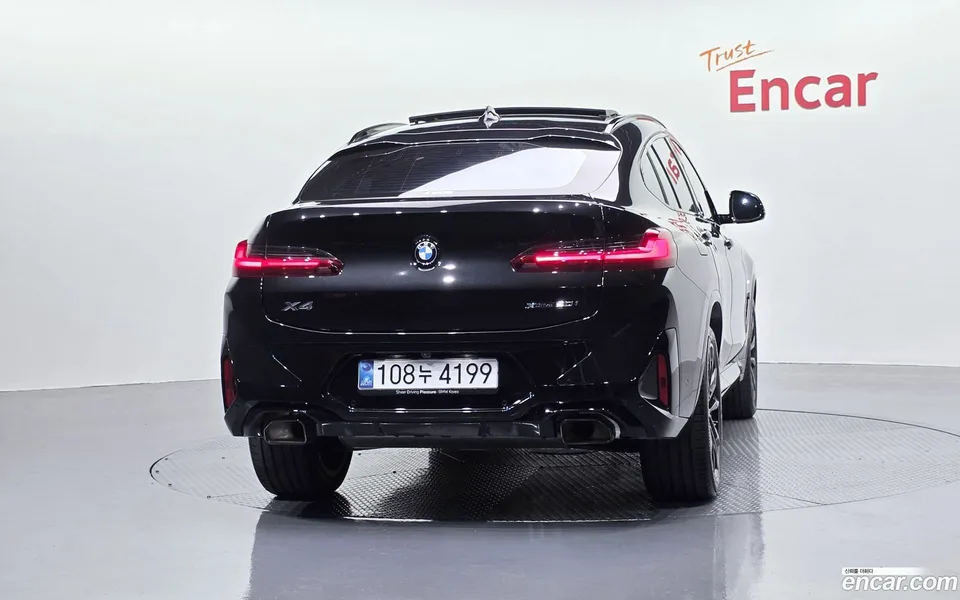 BMW X4 xDrive20i M 2025 — thumbnail 4