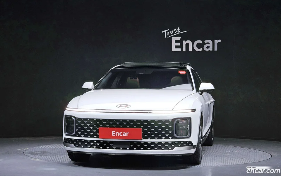 Hyundai Grandeur 2.5 2WD 2024 — thumbnail 3