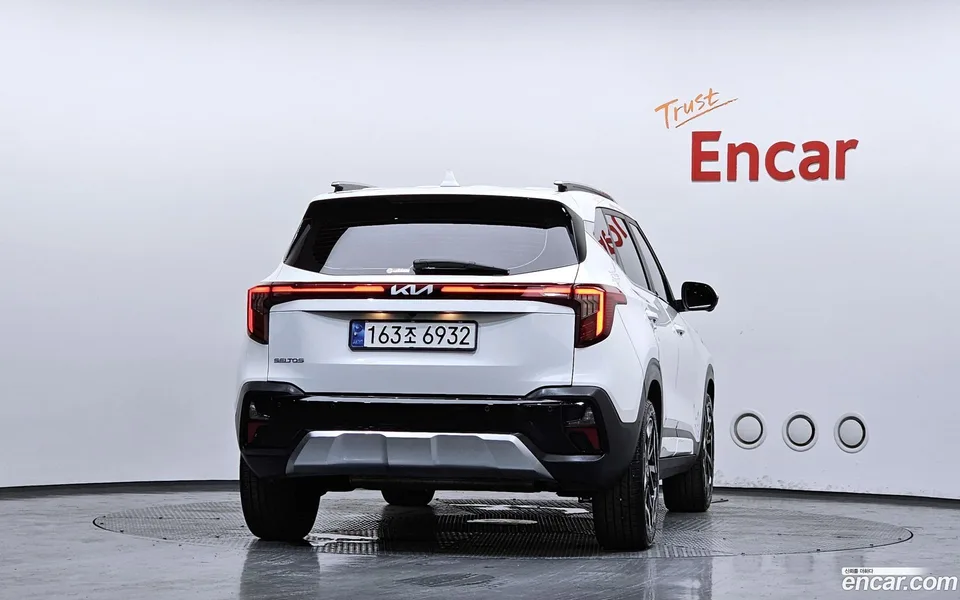 Kia Seltos 1.6 2WD 2024 — миниатюра 4