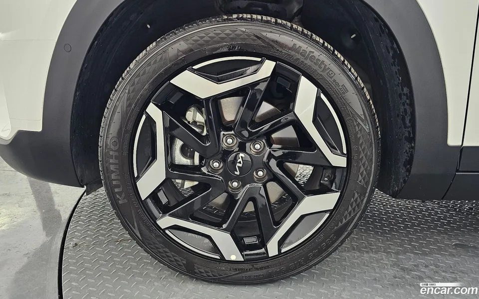 Kia Seltos 1.6 2WD 2024 — миниатюра 5