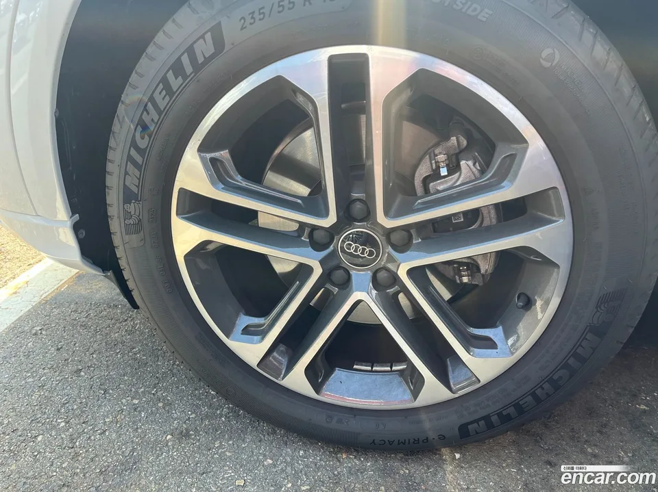 Audi Q5 (80A) 40 TFSI 2025 — thumbnail 5