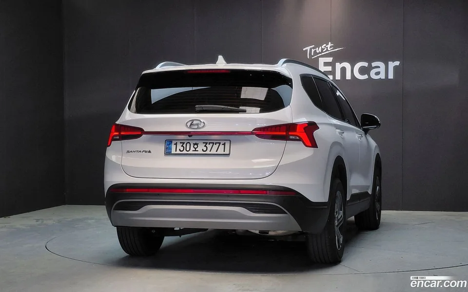 Hyundai SantaFe 2.5T 2WD 2023 — thumbnail 4
