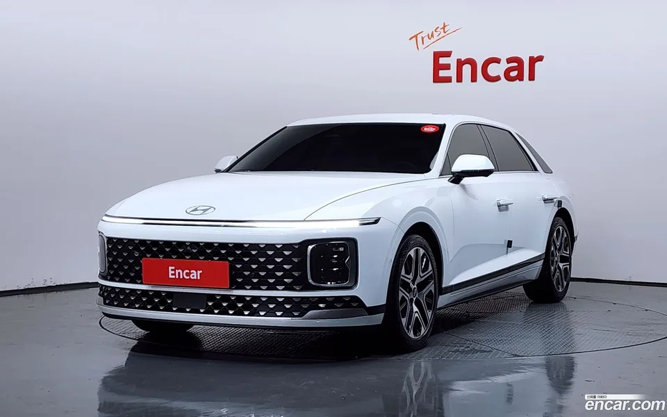 Hyundai Grandeur 2.5 2WD 2024 — photo 1, buy with delivery to Moscow