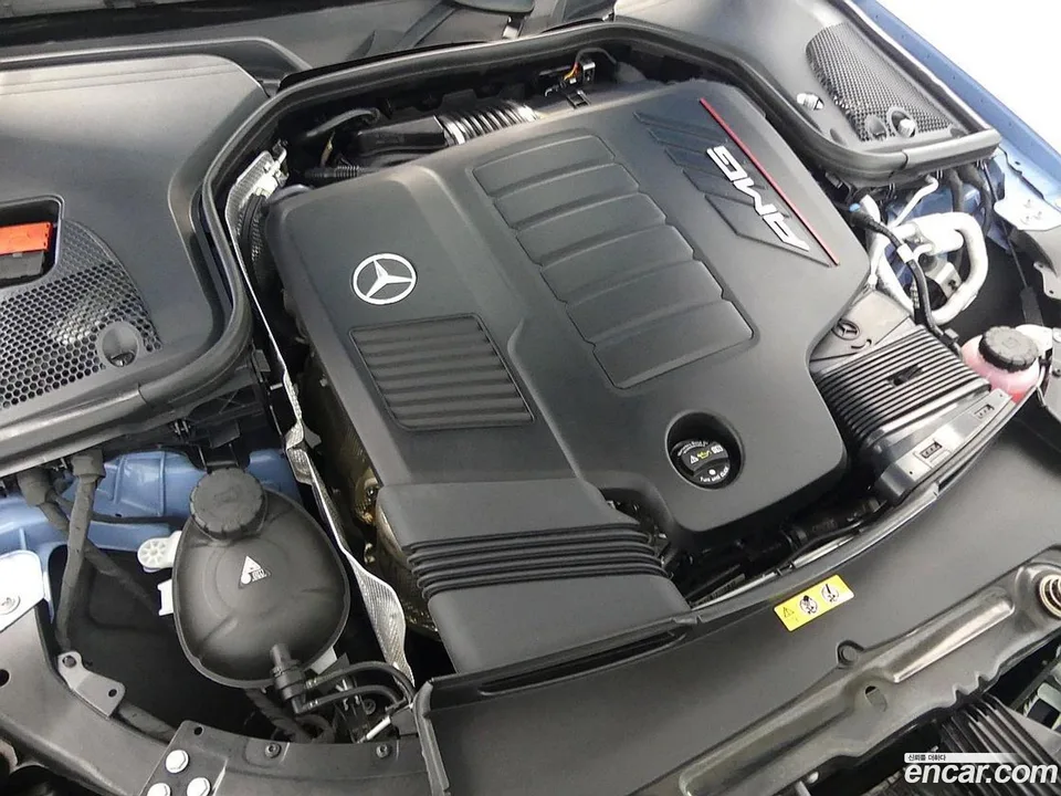 Mercedes-Benz AMG GT 4 43 4MATIC+ 2024 — миниатюра 5