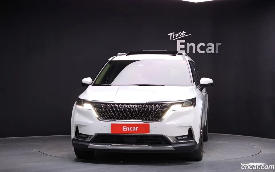 Kia Carnival 9 2022 — thumbnail 3