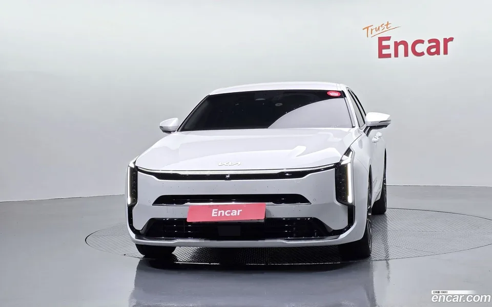 Kia K8 Hybrid 2025 — thumbnail 3