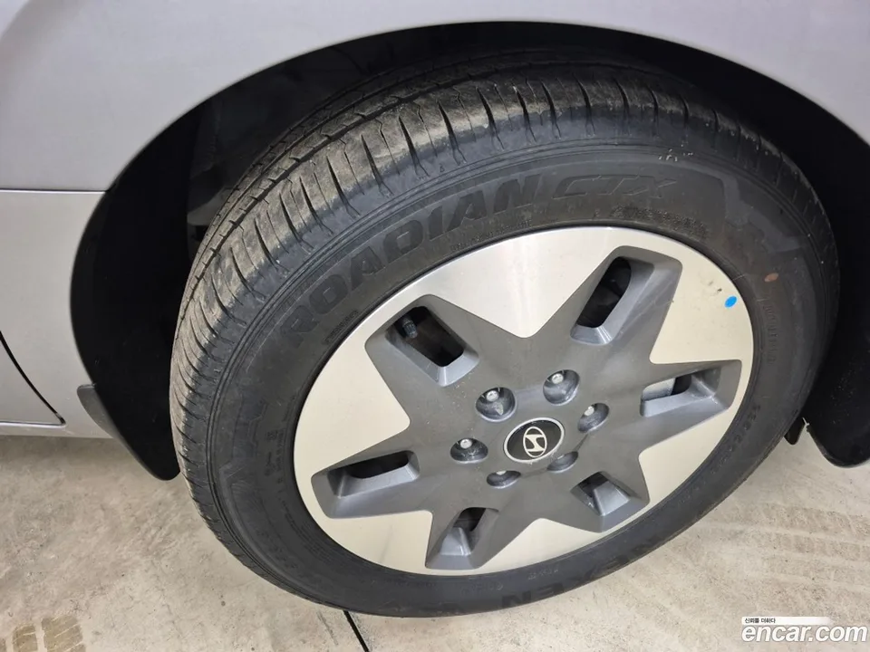 Hyundai Staria 4WD 9 2025 — thumbnail 2