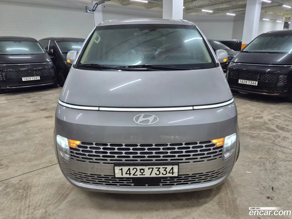 Hyundai Staria 4WD 9 2025 — thumbnail 3