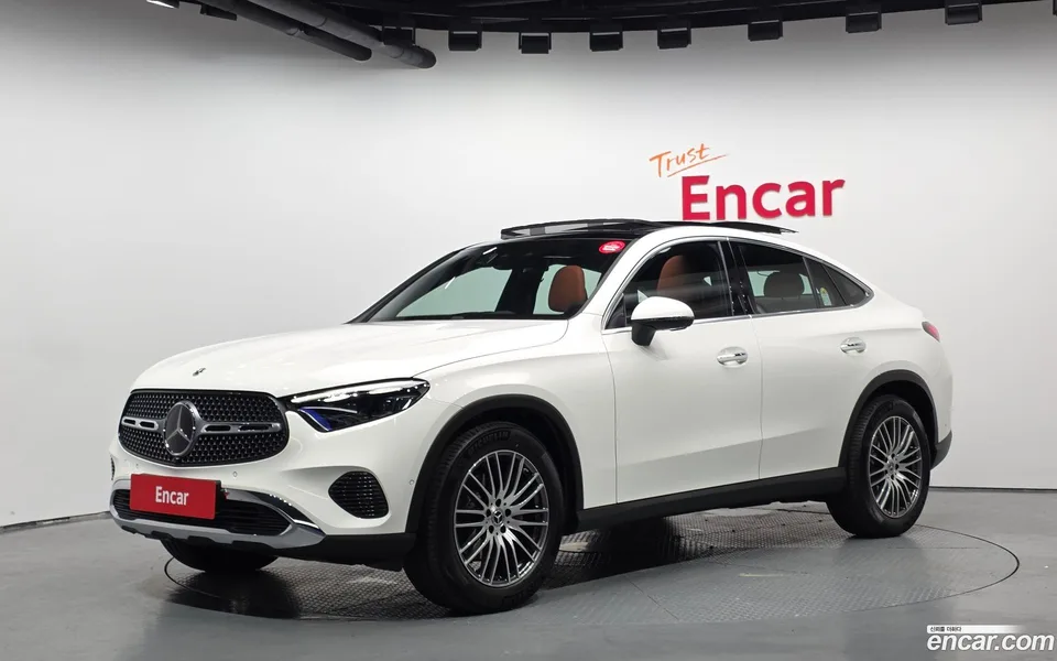 Mercedes-Benz GLC-Class 2025