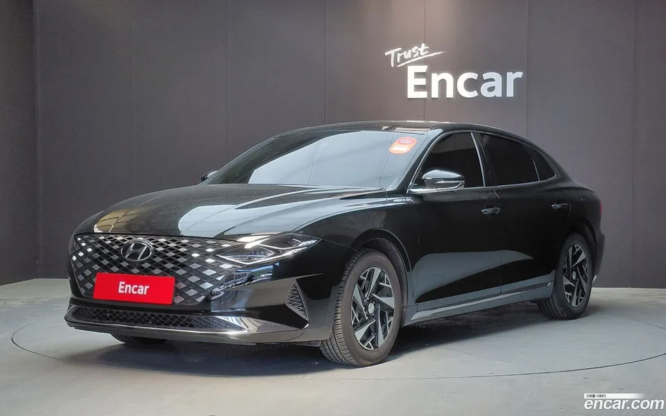Hyundai Grandeur IG Hybrid 2022 — фото 1, купить с доставкой в Москву
