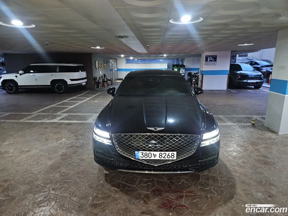 Genesis G80 2.5 AWD 2022 — photo 1, buy with delivery to Moscow