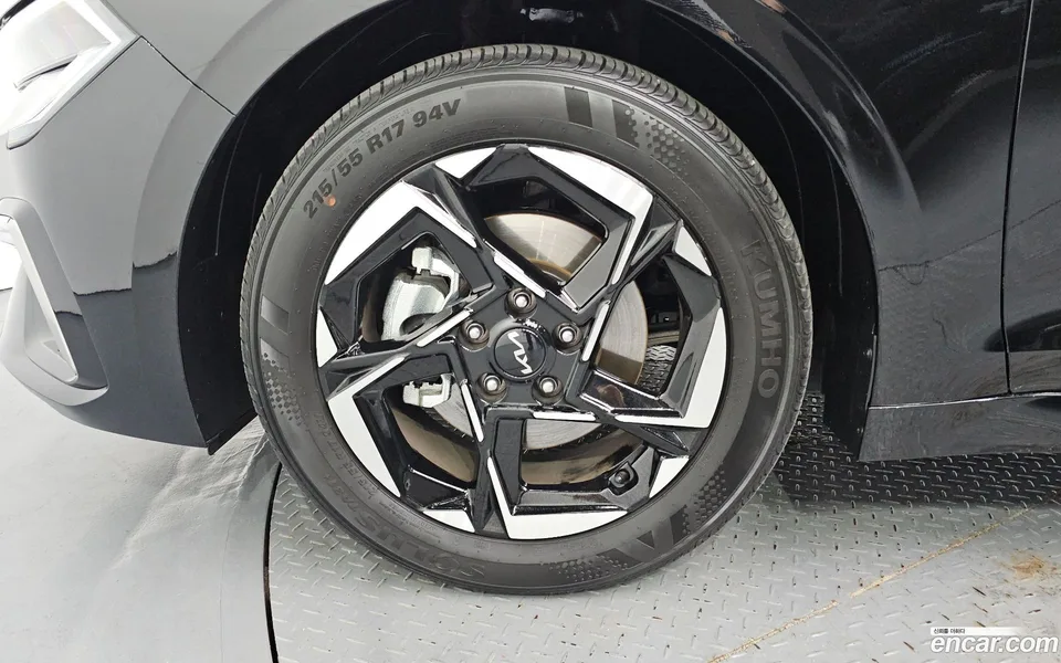 Kia K5 2.0 2025 — thumbnail 5